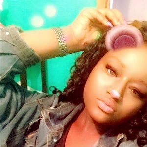 Meet your Posher, Kamisha